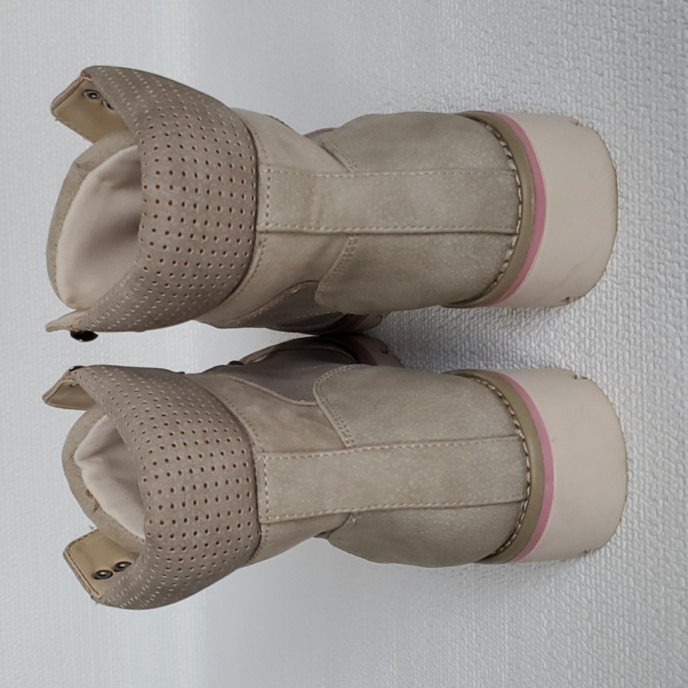 Sole Society Taleese Lace Up Boots - Picture 7 of 12